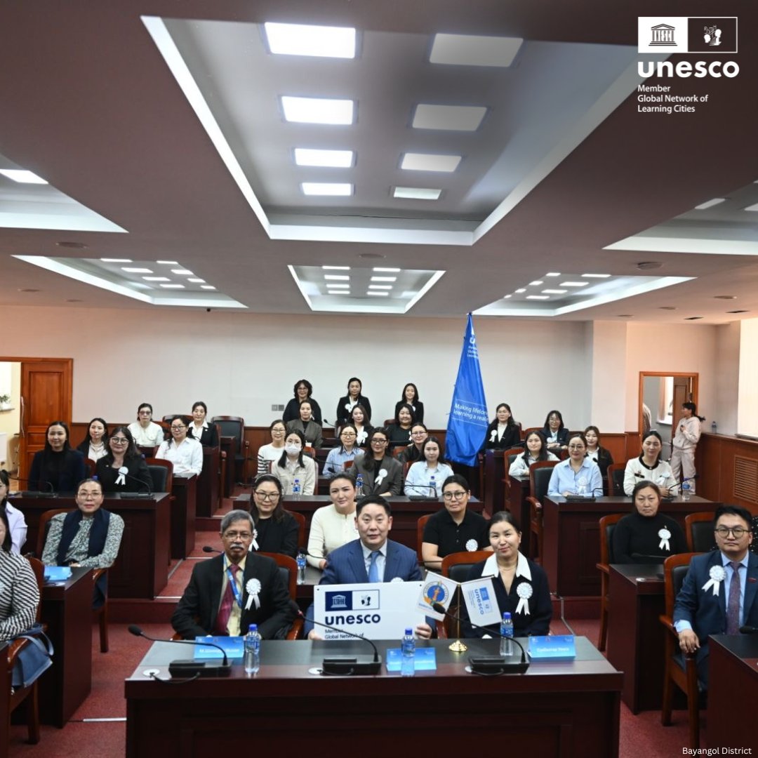 UIL's tweet image. The UNESCO Learning City of Bayangol, #Mongolia, celebrates its membership in the UNESCO Global Network of Learning Cities - turning ambition into action. Over 1,000 #literacy educators were already empowered through UIL digital skills training.

🔗 uil.unesco.org/en/learning-ci…