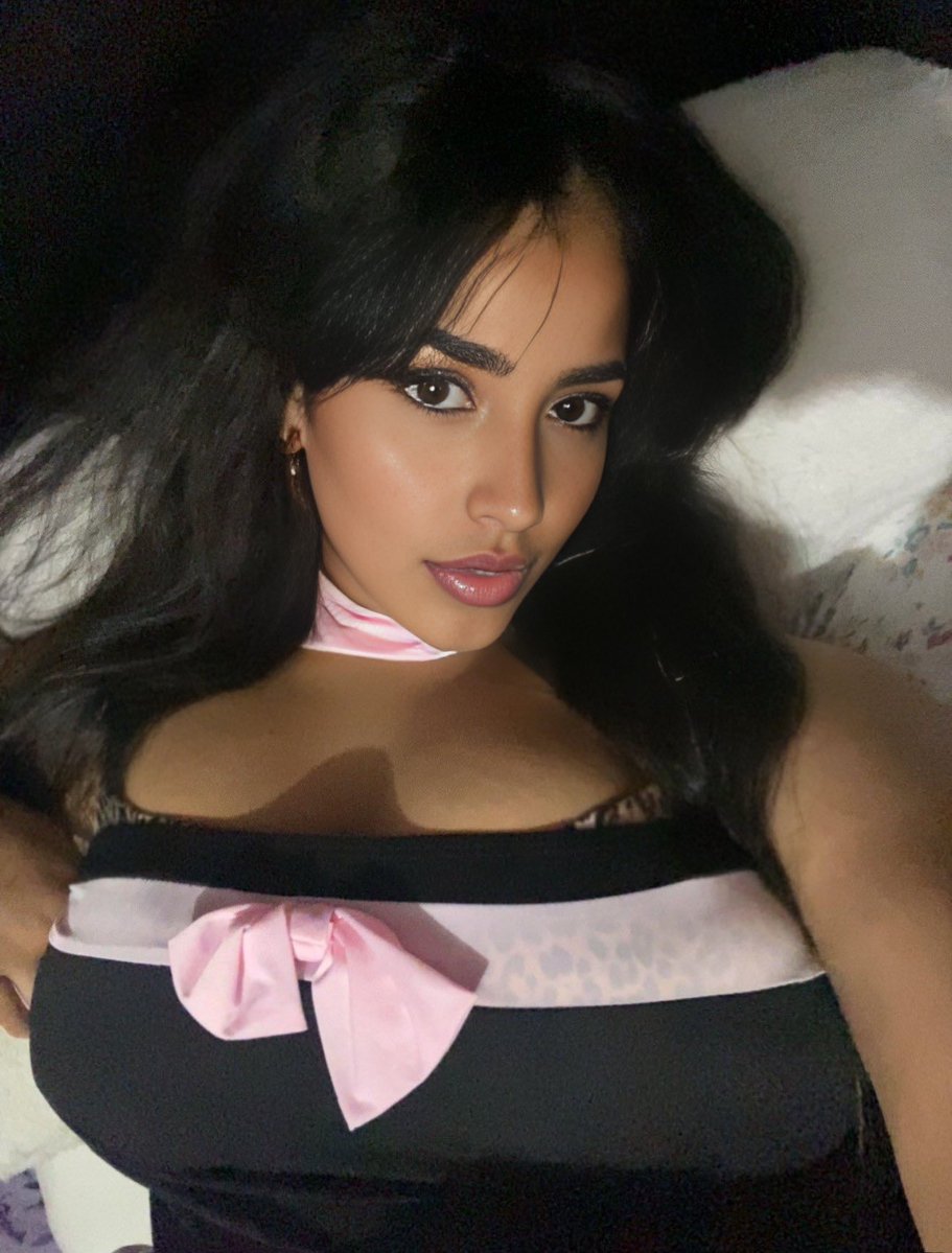 Yasmine 🌸 tweet media