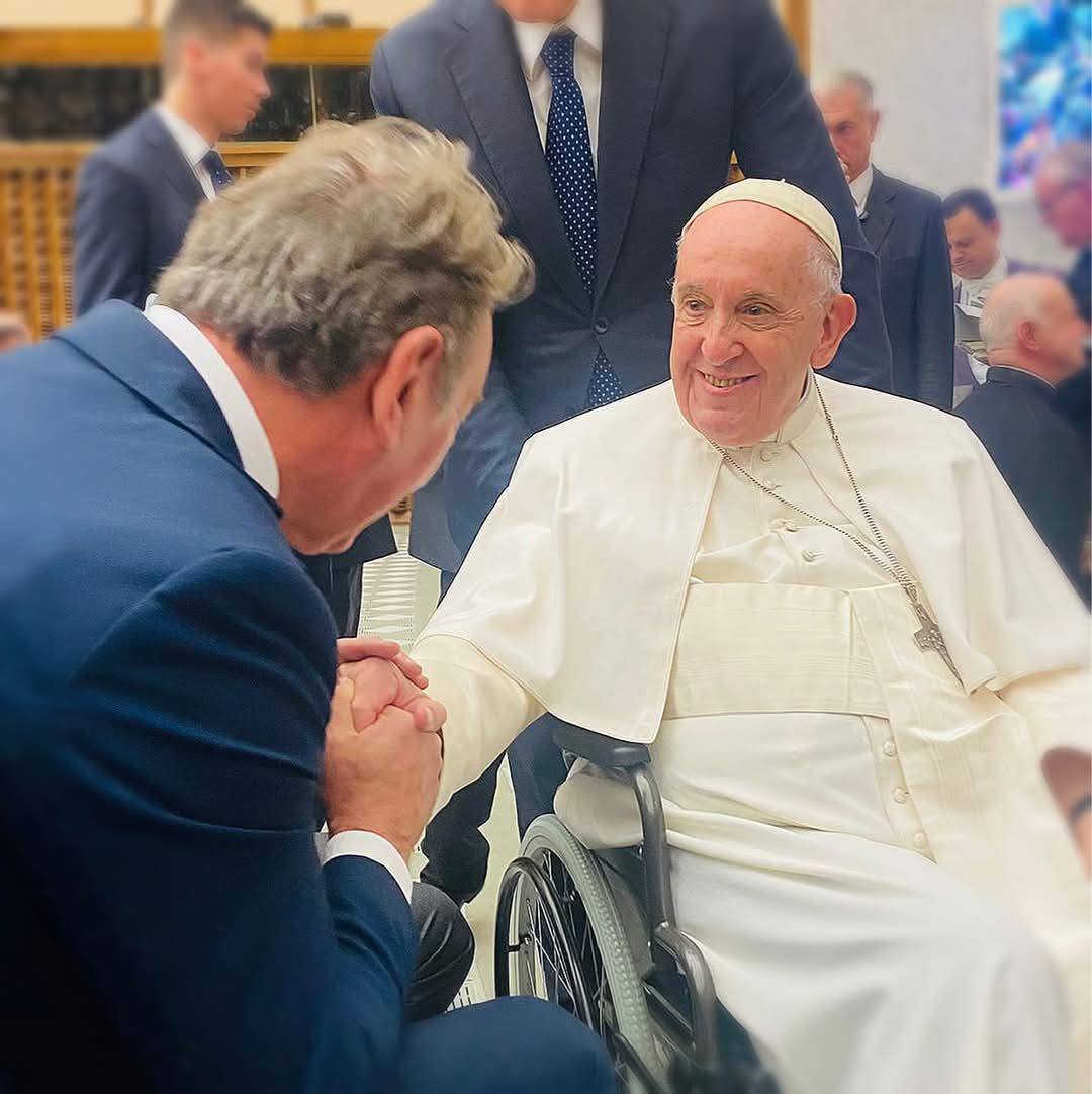 F_Scoccimarro's tweet image. Un anno senza Papa Francesco. 
Dalle sue prime parole - “sono andati a prendermi quasi alla fine del mondo” - fino alla storica presenza al G7 in #Italia, il suo magistero è stato un dono.
Un’eredità che continua a guidarci verso un mondo nuovo.
Grazie di tutto, Santo Padre. 🙏🕊️