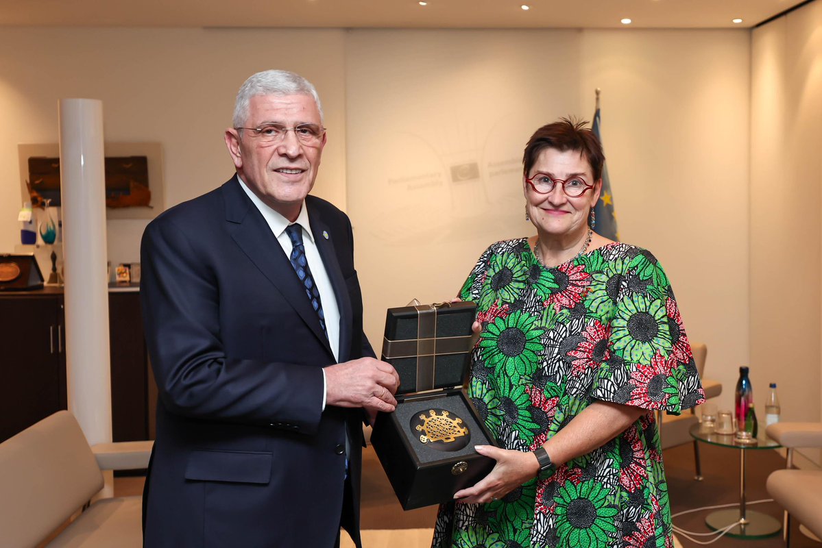 Müsavat Dervişoğlu tweet media