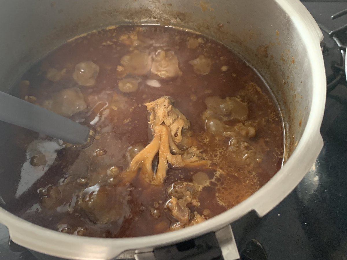 theyukhoe's tweet photo. この前ひっさしぶりにビーフカレーを友達の家で作った
塩をもう少し入れたらよかった、、、 https://t.co/FKGmUCy5yT