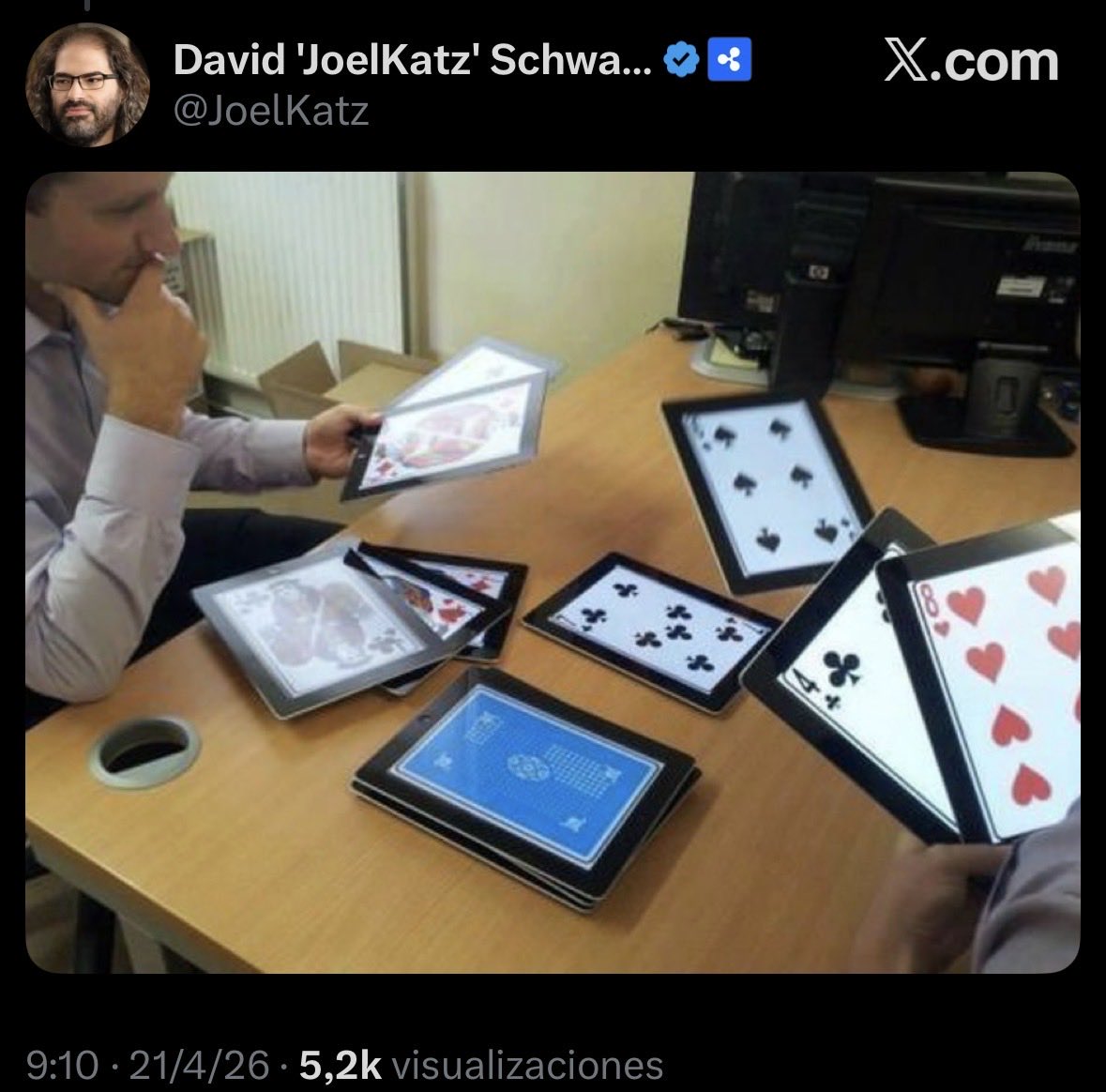 XBrown | 22 🪐 tweet media