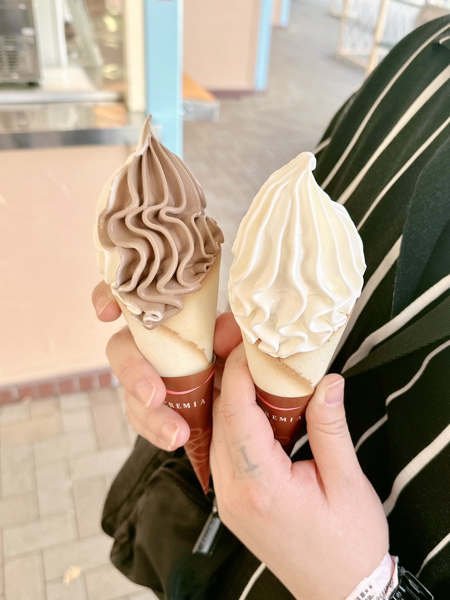 𝒮ℴ𝓅𝒽𝒾𝒶 tweet media