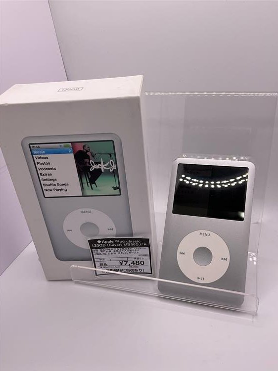 こんにちは！大阪本店のKです🎶 懐かしのApple iPod classicが入荷しま