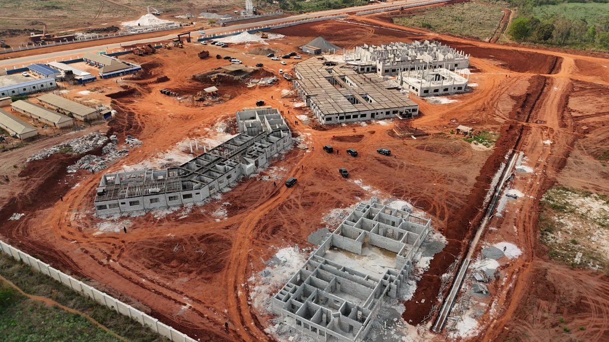 Bigs Augustus👴.OBE tweet media