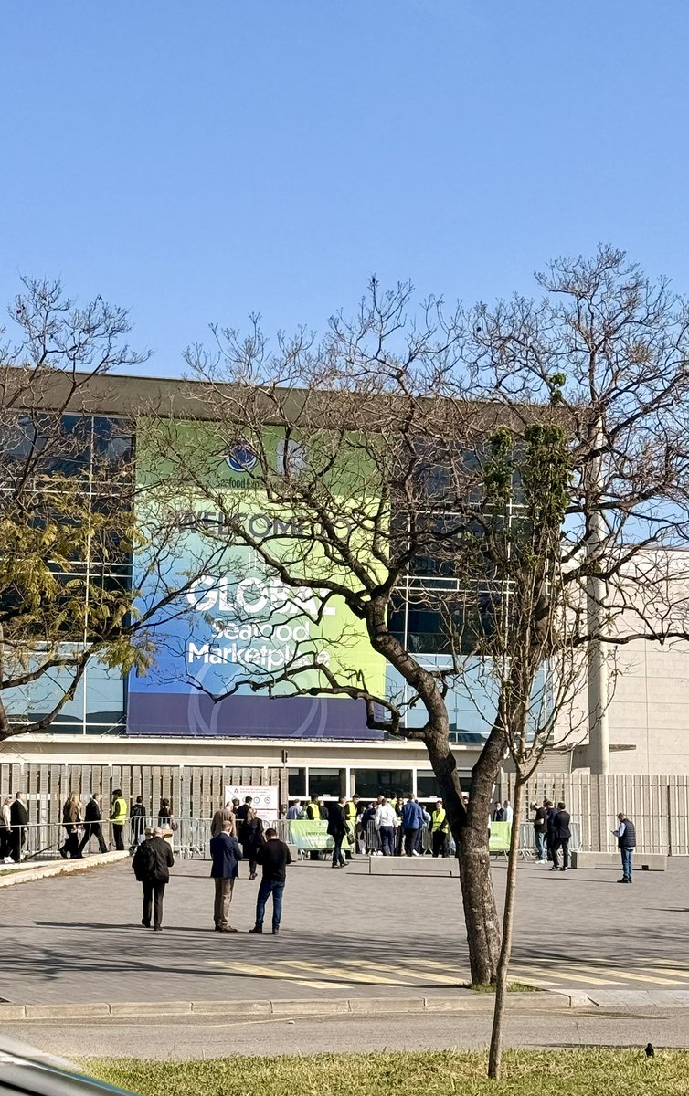 boxitgr_com's tweet photo. #day1 #SeaFoodExpo #Barcelona https://t.co/YFRYFvMDnE