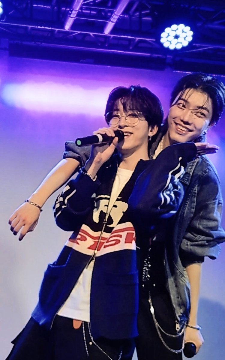 seasir345926's tweet image. WEZAG LIVE 0421 １部
エモいよ〜エモすぎるよ〜😭😭
心臓が持ちません💓😵‍💫💓😵‍💫💓
#WEZAG #도아 #DOA #ドア
#경택 #KYUNGTAEK #ギョンテク