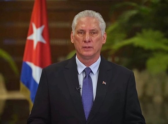 Miguel Díaz-Canel Bermúdez, recibió este lunes felicitaciones por su cumpleaños 66, enviadas por miembros de organizaciones políticas y de masas, y  por directivos de instituciones del país.#SanctiSpíritusEnMarcha #Taguasco <a href="/DrRobertoMOjeda/">Dr. Roberto Morales Ojeda</a> <a href="/DeivyPrezMartn1/">Deivy Pérez Martín</a>