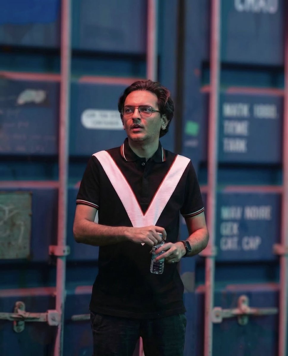 IIFA's tweet image. A legacy returns to the big screen! Vishesh Films announces Awarapan 2, starring Emraan Hashmi and Disha Patani, set to release worldwide on 14th August 2026. Are you excited? 🔥

#IIFA #Bollywood #Awarapan2 #EmraanHashmi #DishaPatani