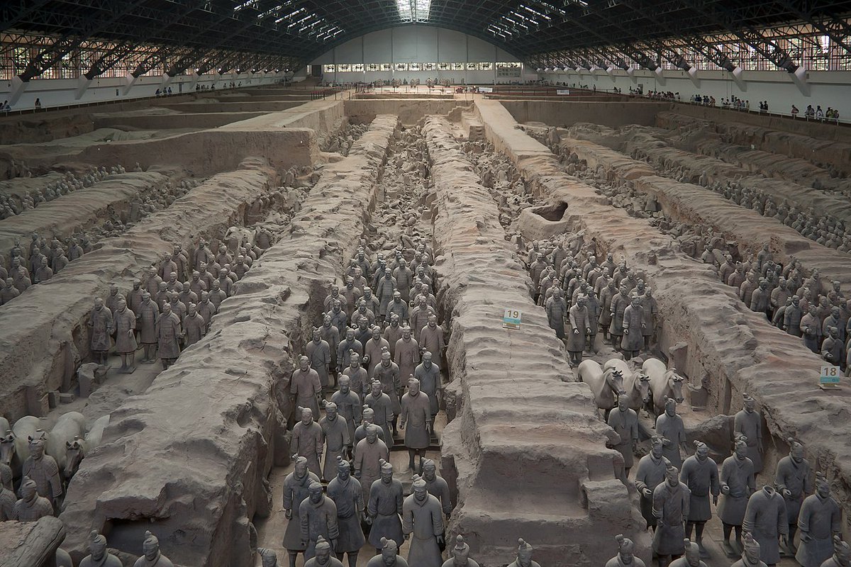 Reiga_Art's tweet image. Una de las cosas que más me gustan de WoW son las referencias históricas y artísticas. Estas zonas de Cámaras de relámpagos y Sepulcro de los primeros me recuerdan a los guerreros de terracota de Xi'an. 
#WoW #Warcraft #Blizzard #WorldofWarcraft #art #history