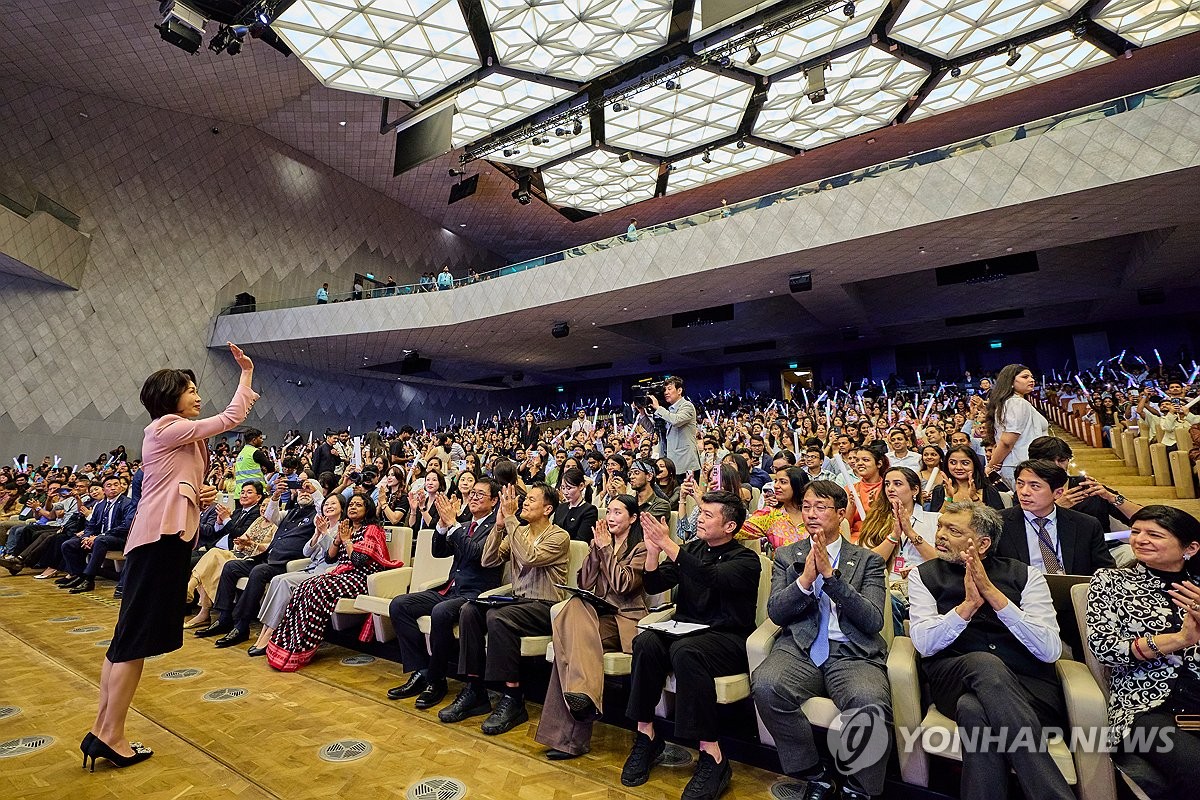 곰순이 tweet media