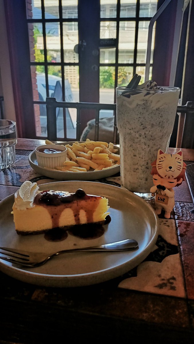 inVINZibleTing's tweet image. “𝑩𝒆𝒊𝒏𝒈 𝒌𝒊𝒏𝒅 𝒅𝒐𝒆𝒔𝒏’𝒕 𝒎𝒆𝒂𝒏 𝒃𝒆𝒊𝒏𝒈 𝒆𝒎𝒑𝒕𝒚. 𝑰 𝒄𝒂𝒏 𝒄𝒂𝒓𝒆—𝒂𝒏𝒅 𝒔𝒕𝒊𝒍𝒍 𝒌𝒆𝒆𝒑 𝒔𝒐𝒎𝒆𝒕𝒉𝒊𝒏𝒈 𝒇𝒐𝒓 𝒎𝒚𝒔𝒆𝒍𝒇.” #FoodPorn #MeTime #NonoNiBeans