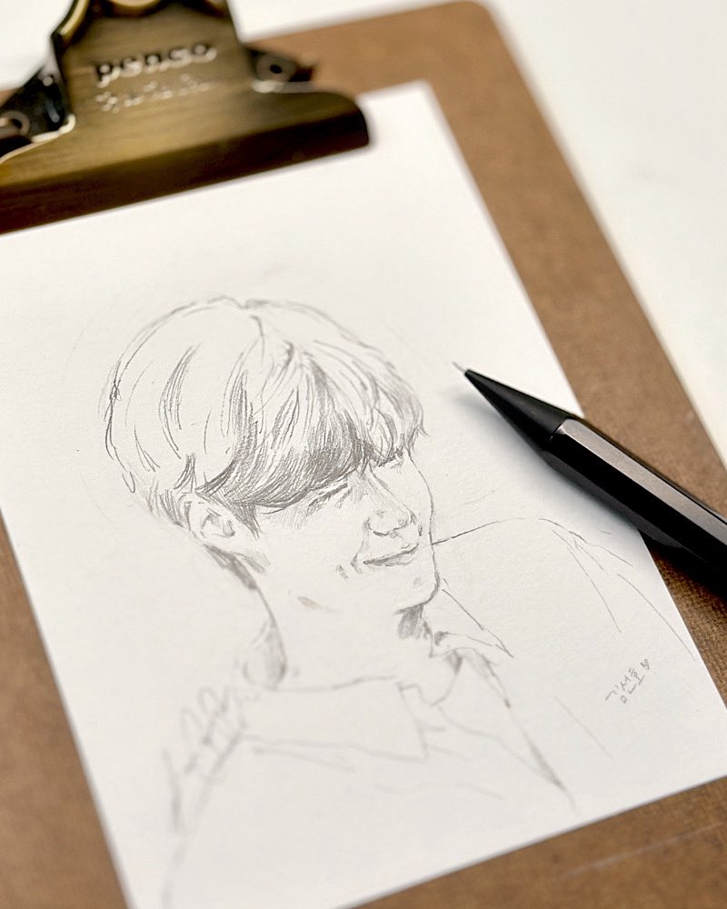 떤구구 tweet media