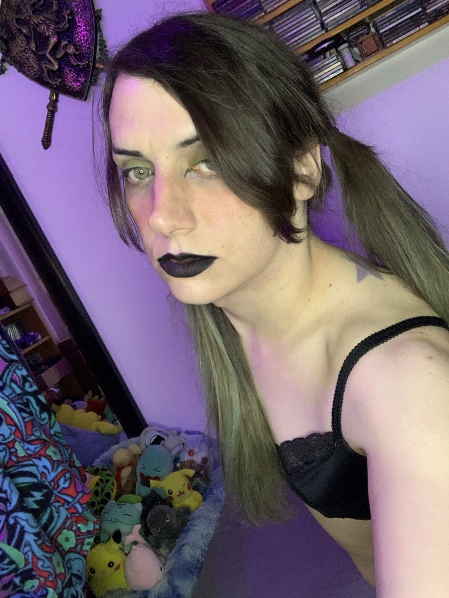 Silvia Nightshade tweet media