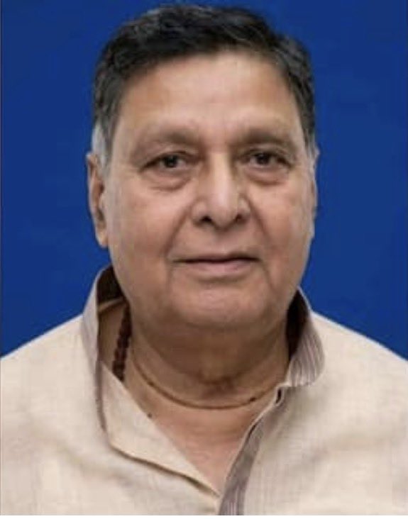 Hashir0555khan's tweet image. पूर्व मंत्री एवं उत्तरप्रदेश कांग्रेस पूर्व अध्यक्ष अरुण कुमार सिंह ‘मुन्ना जी’ के निधन की खबर बेहद दुखद है,उन्होंने अपनी पूरी ज़िन्दगी जनसेवा में गुज़ारी, जिसे हमेशा याद रखा जाएगा इस दुख की घड़ी में हम सब उनके परिवार के साथ हैं आपका भाई—
हाशिर आफ़ताब शेली 

#ArunKumarSingh
#RIP