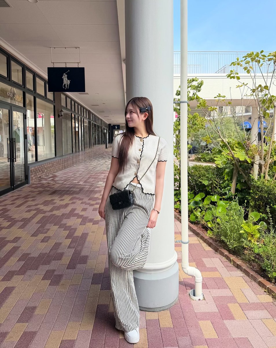 SHEIN_Japan's tweet image. 春のお出かけコーデ🌸✨

晴れの日に映える
モノトーンお出かけコーデ☀️
IG：mashiro_arai

🔎 227743023
34074460
354392910

プロフィールのサイトリンクから
商品ID/ショップ名を検索してね😊✨

#SHEIN #SHEINjapan #SHEINforALL #SHEIN購入品 #SHEINtrends