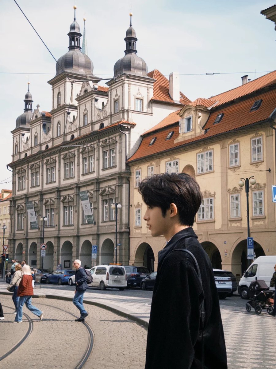 Let's WINWIN tweet media