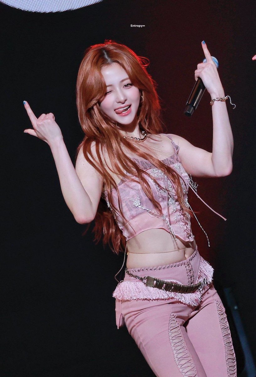 K-POP・アジア RT-164476 K-POP A To Z: The Definitive K-Pop Encyclopedia: Lee, Bina