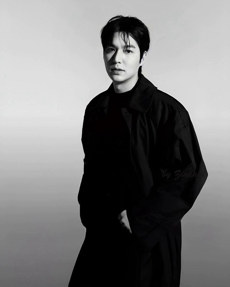<a href="/AmNohbdy/">M</a> We just hope to see even more consistent promotion &amp; support for #LeeMinHo. He carries such a strong, luxurious global image, it deserves to be highlighted even more.

Minoz will always do our part, but we also trust MYM to keep elevating him to the level he truly belongs to. ♥️