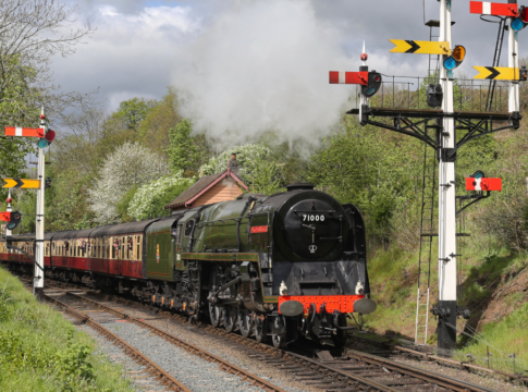 RAIL_NEWS_UK's tweet image. SVR Spring Steam Gala is a standout success dlvr.it/TS83K0 #Events #heritage #RailNews #RollingStock