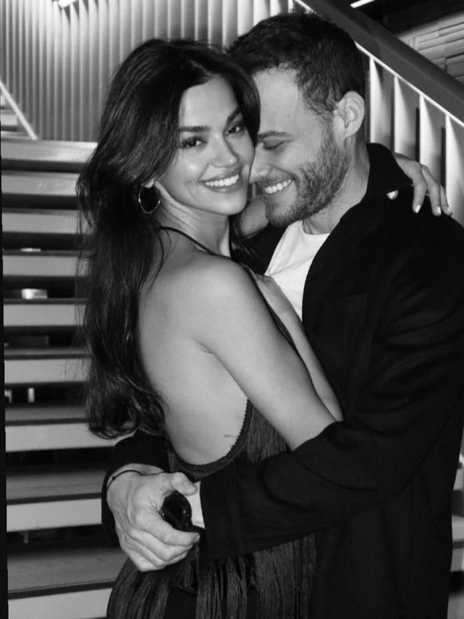 Turkish series & movies in Greek tweet media