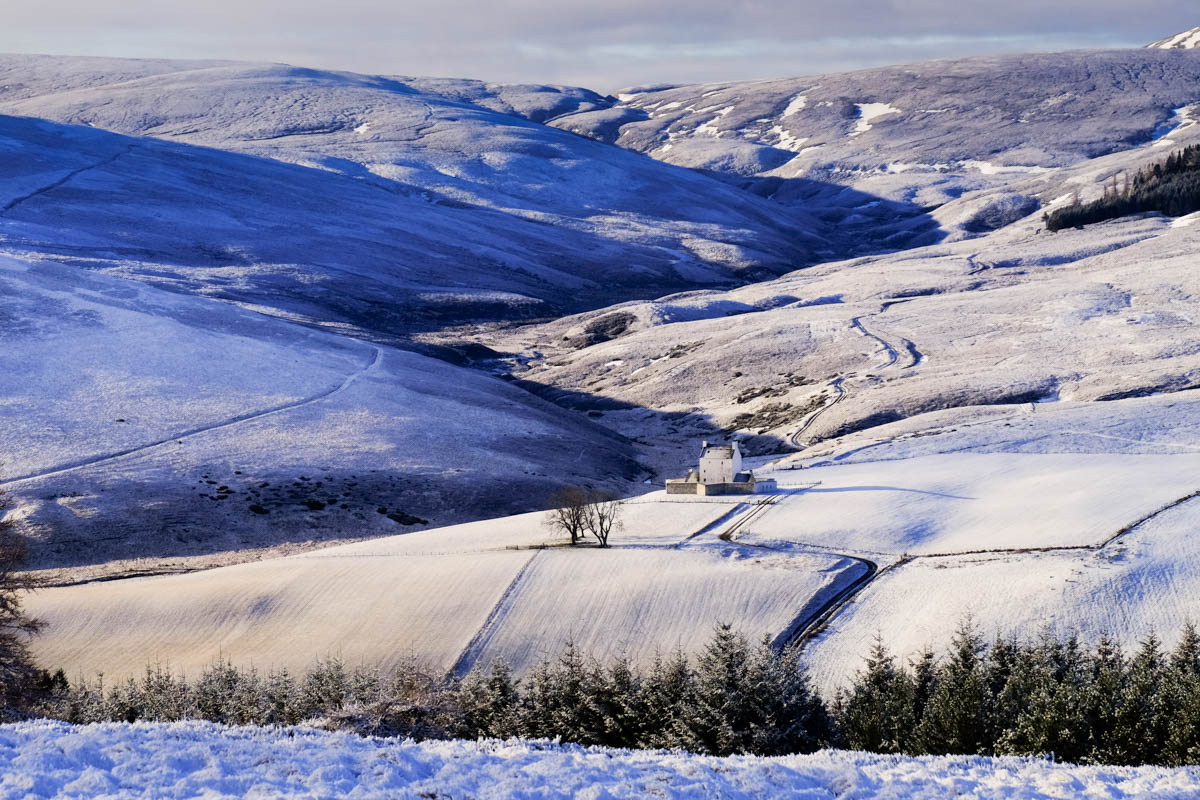 In 1748, Corgarff Castle was converted from a fortified tower house to a military barracks, . A permanent military garrison of about 50 men was stationed at the castle, to keep an eye on the highlanders, making sure they didn’t carry weapons or wear kilts or tartan.