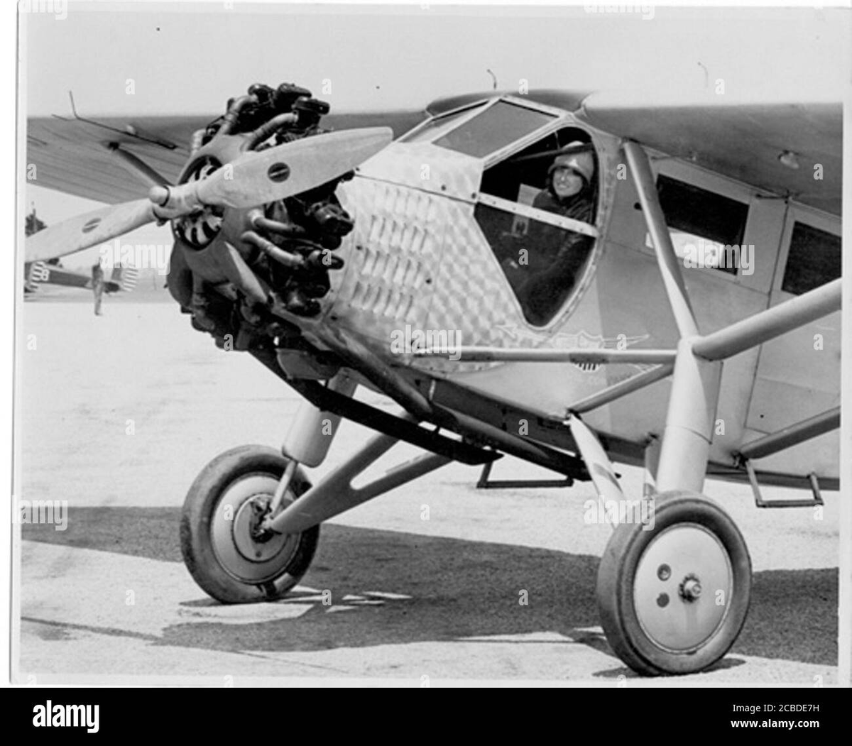 USAS_WW1's tweet image. Top Rank Speed Racer #aviation #USAF #F35 #avgeek #women: Famed aviator / aviatrix Marvel Crosson was killed August 19, 1929 in 1929 Women's Air Derby ("Powder Puff Derby"). 😢 Does anyone know what type of plane this is? It's not the one from the derby.