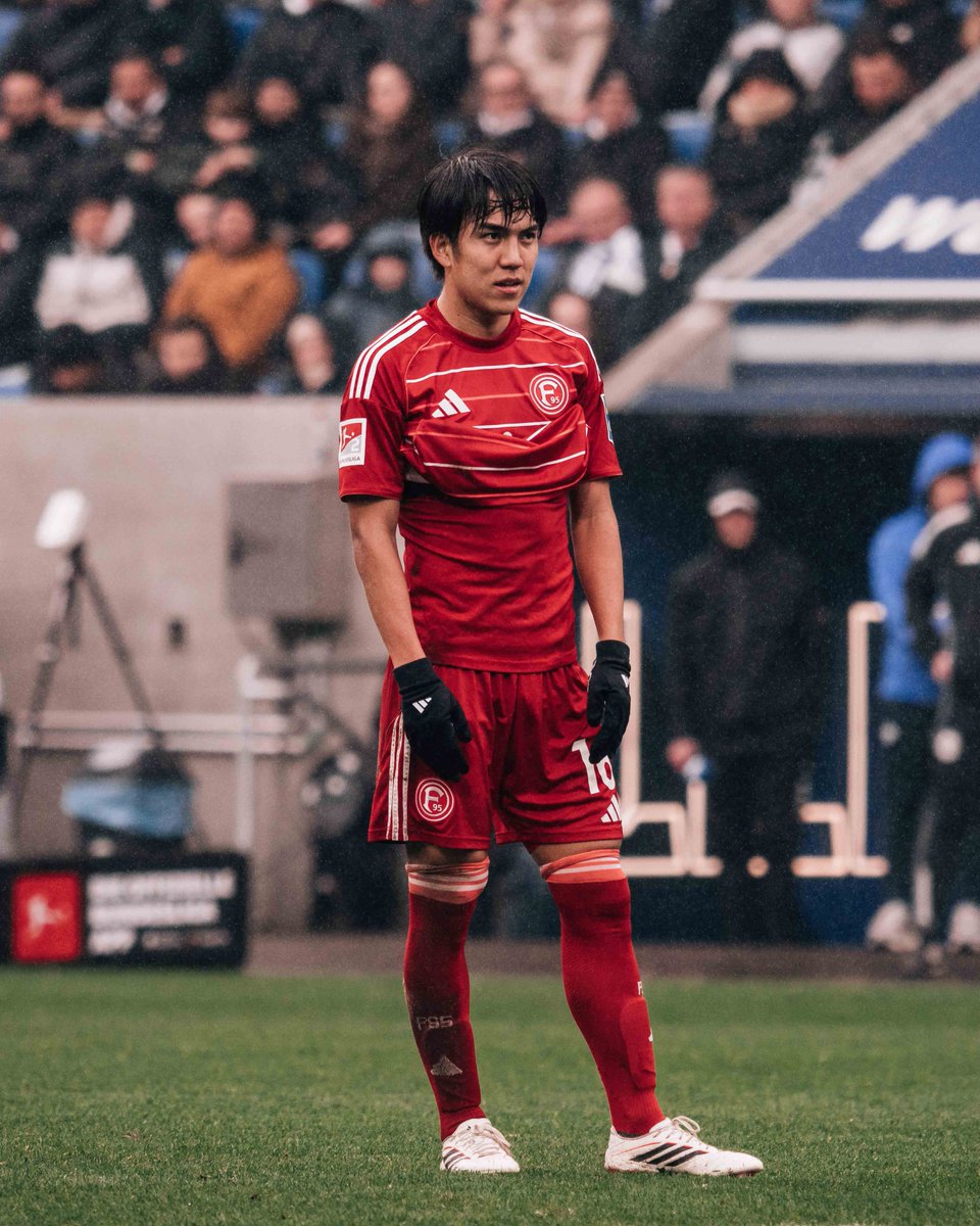 f95's tweet image. 🩹ℹ️ Verletzungs-Update ...

Die Fortuna muss vorerst auf Satoshi #Tanaka und Sima #Suso verzichten. Beide erlitten im Rahmen des Auswärtsspiels beim #FCM einen Muskelfaserriss im Oberschenkel. 💔 Gute Besserung, Jungs!

Zur Meldung 🗞️⬇️
🔗 f95.de/aktuell/news/p…

#f95 | 🔴⚪