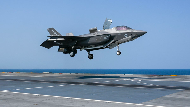 YetkinReport's tweet image. Trump NATO Zirvesi İçin Ankara’ya Gelecek mi? F-35 Müjdesi Verecek mi?
yetkinreport.com/2026/04/21/tru…
-ABD’nin Türkiye’den #S400’ü kullanmama taahhüdü istediği açık. Ancak Türkiye ola ki bu sözü verse bile ABD’nin #F35 programındaki blokajı kaldıracağı garantisi yok.
✍️Murat Yetkin