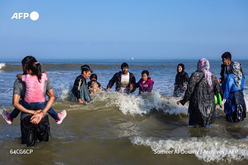 afpfr's tweet photo. ➡️ "Avec plus de 80.000 décès et disparitions documentés lors des migrations dans le monde depuis 2014, les près de 8.000 décès enregistrés en 2025 marquent la poursuite et l'aggravation d'un échec mondial à mettre fin à ces décès évitables", a indiqué l'OIM. https://t.co/C0N5PQAvju
