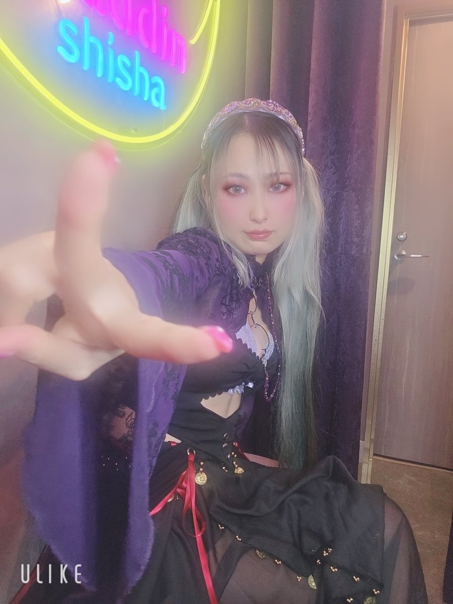 翠夏@アラジンシーシャ tweet media