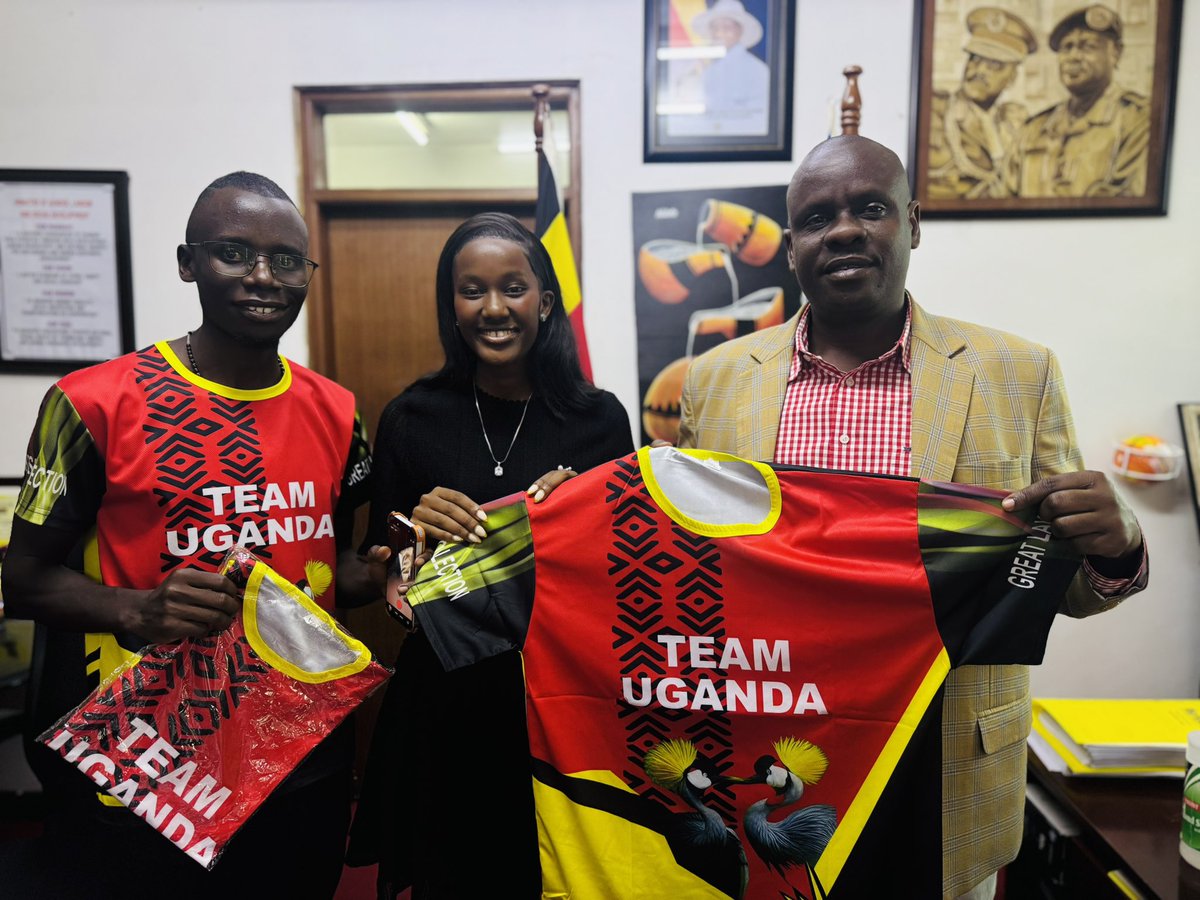 ᴛʀᴀᴠᴇʟ ꜱᴘᴇᴄɪᴀʟɪꜱᴛ 🇺🇬 tweet media