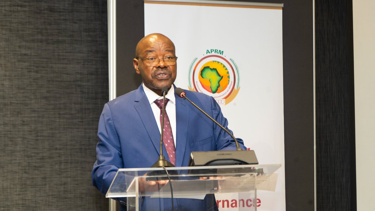 aprm_ug's tweet photo. @AmosLugoloobi giving his remarks yesterday at the APRM Annual Technical engagement on UNRS and Agenda 2063 domestication in Pretoria, South Africa. https://t.co/NHnqpigCun