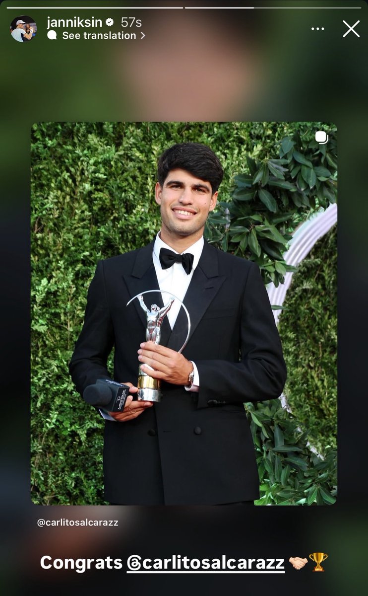Jannik Sinner congratulated Carlos Alcaraz on his Laureus World Sportsman of the Year! 

🇮🇹🫂🇪🇸