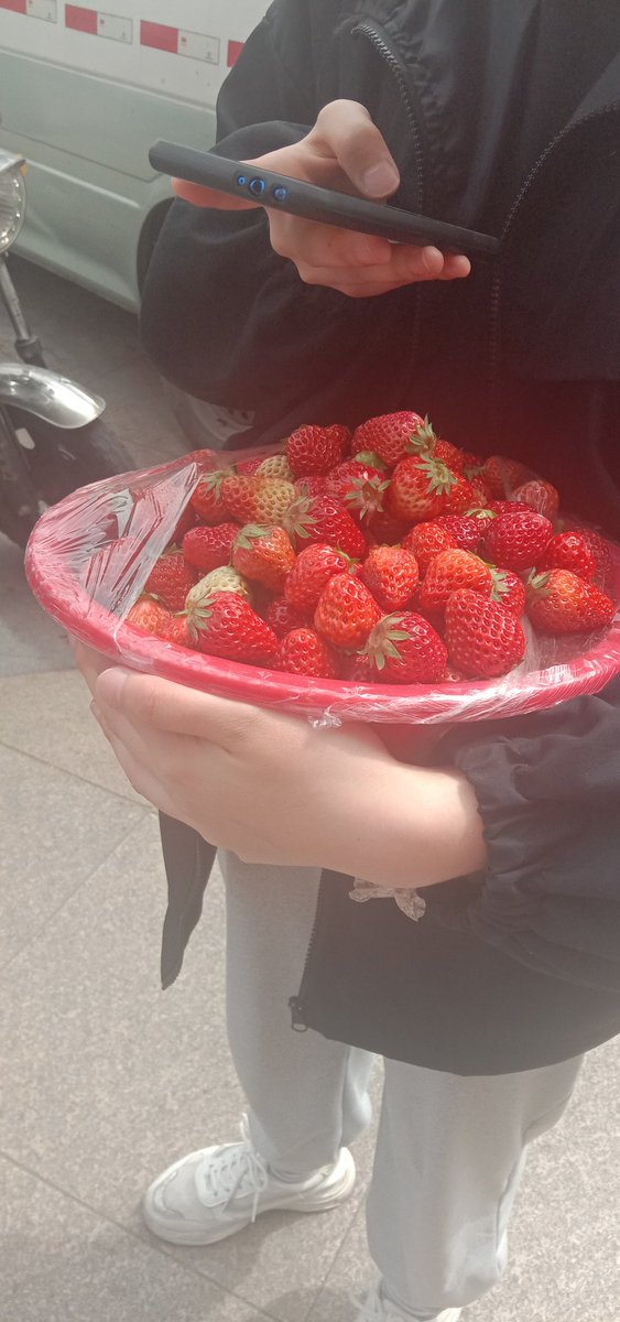 Aaa.批发商王姐 tweet media