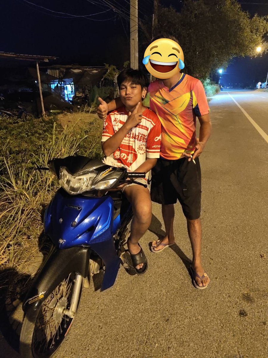 เจ้าอุ้ม tweet media