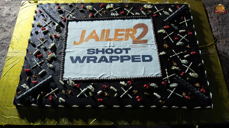 IndiaToday's tweet image. .@rajinikanth's much-awaited film Jailer 2 has completed shooting with celebrations by the cast and crew. The makers are yet to announce the release date.
Read More: intdy.in/5ljjz2

#Rajinikanth #Jailer2 #Movie @Showbiz_IT