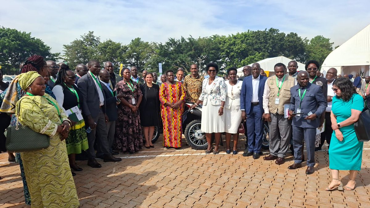 Frank K Tumwebaze,MP: Isaiah 41: 11 tweet media