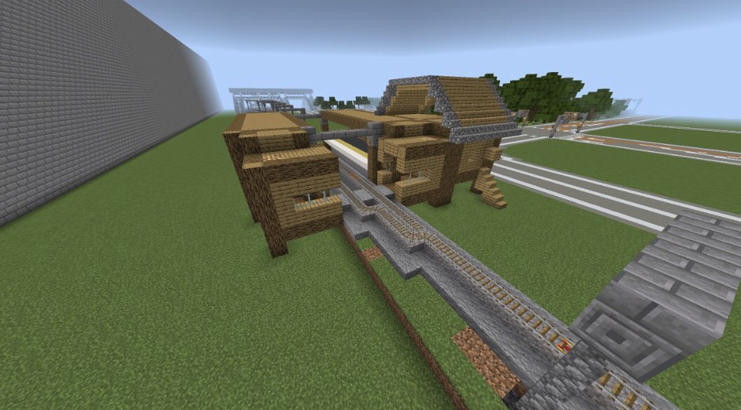 Renren_C3's tweet image. #Minecraft #マイクラ 
央鉄央環線　央鉄深鈴駅
またまた改築依頼を
単線の駅から複線の駅に、あと構内踏切は使用休止に
依頼者 @C2renren
