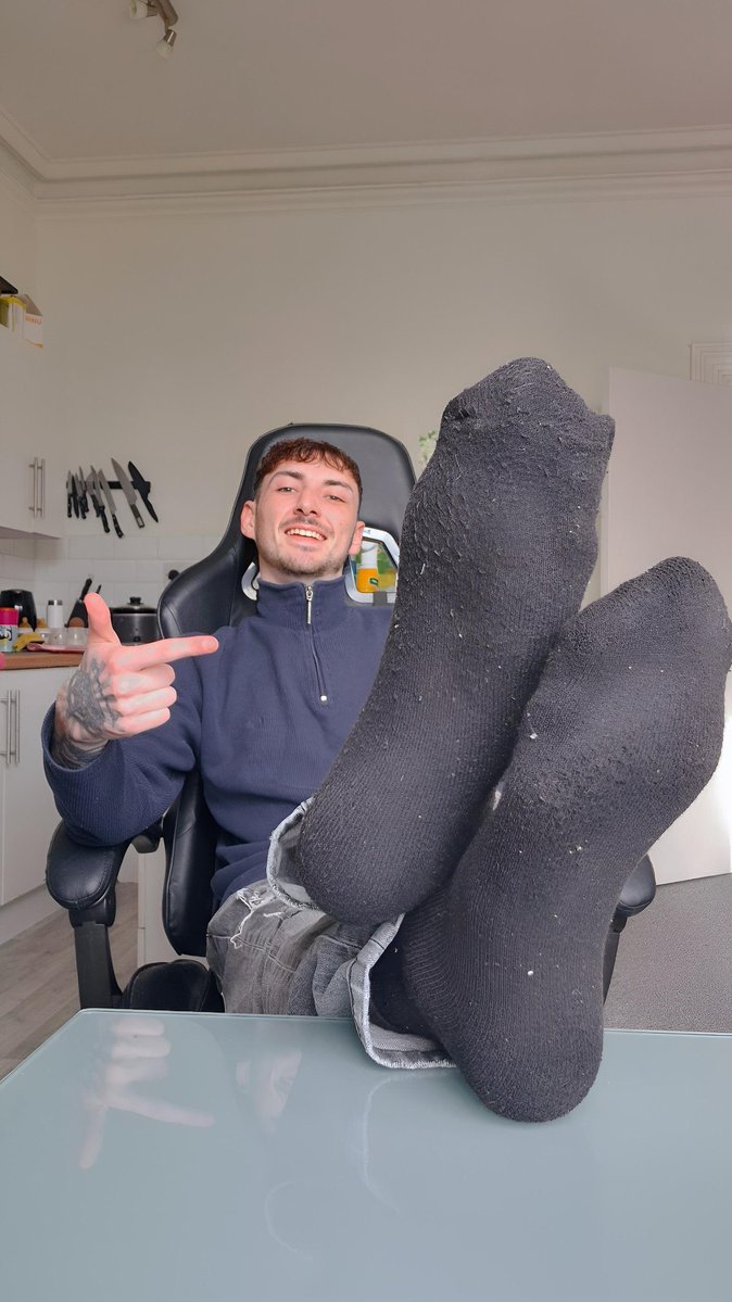 The Best Sock Masters 44k tweet media
