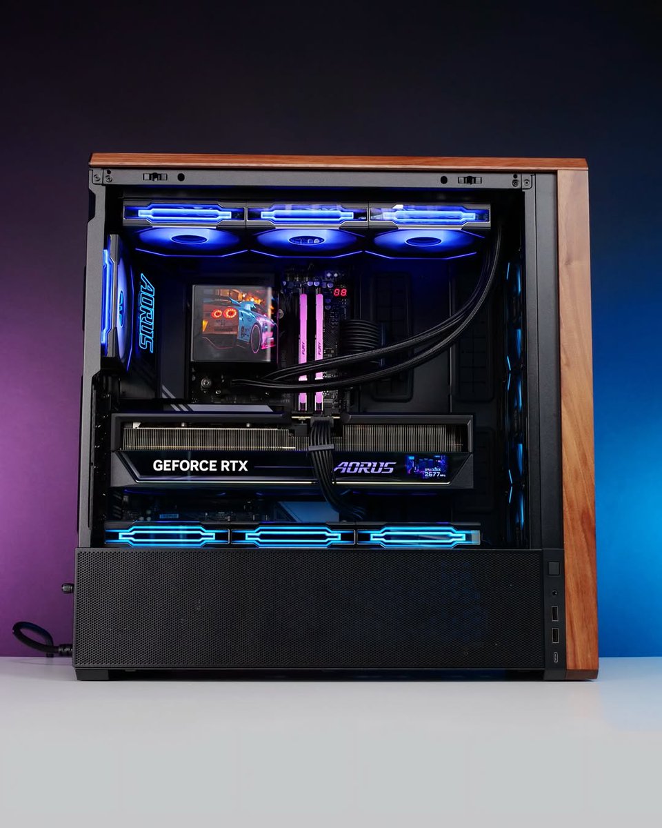 GIGABYTE_DE's tweet image. GIGABYTE AORUS AERO GiMATE AI TOP GAMING POWER 😎

GIGABYTE X870 AORUS PRO &amp;amp; RTX 5090 MASTER 32G

Dank an 💘🛠📸🎥💻: @ battlerigs @ gigabyte_official

#GIGABYTE #AORUS #TeamUpFightOn #RTX5090 #X870 #PCBuild #PCMR #DreamRig #pcgaming #gamingrigs #battlestation #gamingpc
