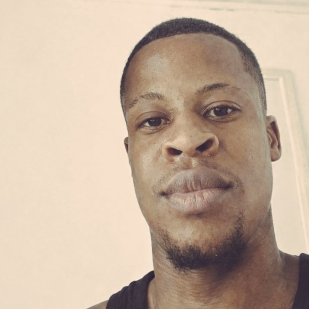 ferickmusik's tweet photo. Hi X, my name is ferick, I'm an artist from Nigeria. Please follow me if you gets to see this https://t.co/9U90hAygRK