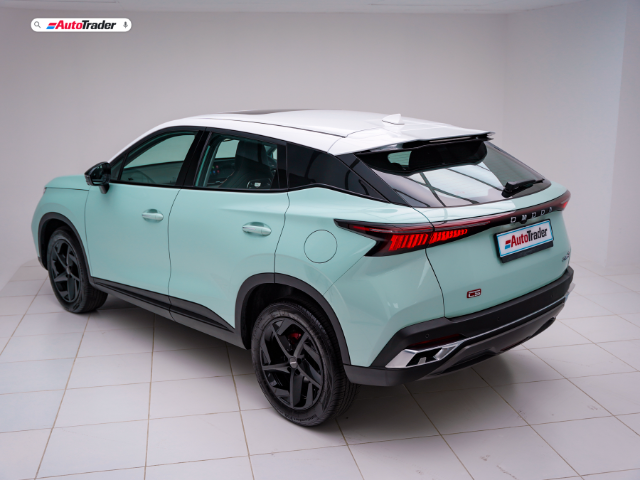 AutoTraderSA's tweet image. Thinking about buying an OMODA #C5? Check out our essential buyer's guide for the things you need to know before you sign! 👉  bit.ly/OmodaC5BuyersG…
#CarShopping #Omoda #SUVLife #SmartBuyer
