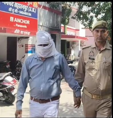 TNI_24's tweet image. #सहारनपुर

➡️ सहारनपुर में एंटी करप्शन टीम का बड़ा एक्शन 
➡️ कृषि विभाग का टेक्नीशियन अरुण कुमार ₹20,000 की रिश्वत लेते रंगे हाथ गिरफ्तार। 
➡️ शिकायत दीदपुरा निवासी अमरनाथ ने की थी। 
➡️ जनकपुरी थाने में केस दर्ज, विभाग में मचा हड़कंप।
#Saharanpur #Corruption #UPNews