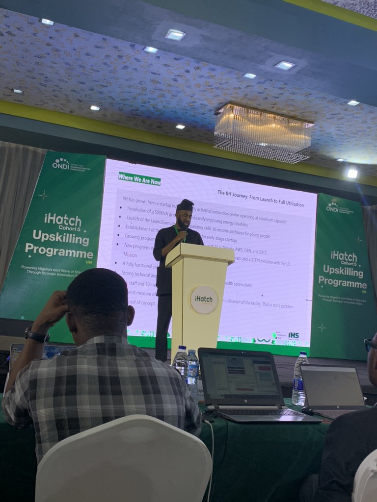 josh_script's tweet photo. Had the privilege of listening to Temi Kolawole @temikeezy of Innovation Hub illorin  talk about the journey so far building the tech ecosystem in illorin
#iHatch
@NITDANigeria @ONDINigeria https://t.co/22PF8XSFRx
