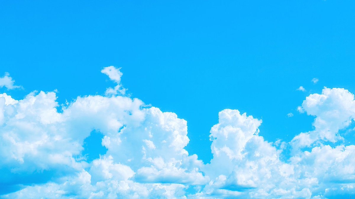 空に青。 tweet media