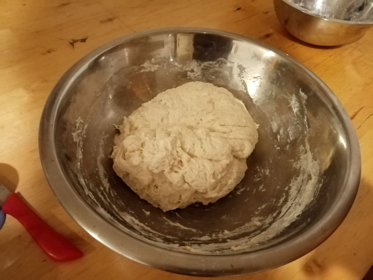 magicvice12's tweet image. DDR Brötchen ... ansetzen, am nächsten Morgen, auflegen, fertig

#DDRBrötchen #handmade 

weil man die Rohling-Brötchen vom #ScheinBäcker einfach nicht essen kann!