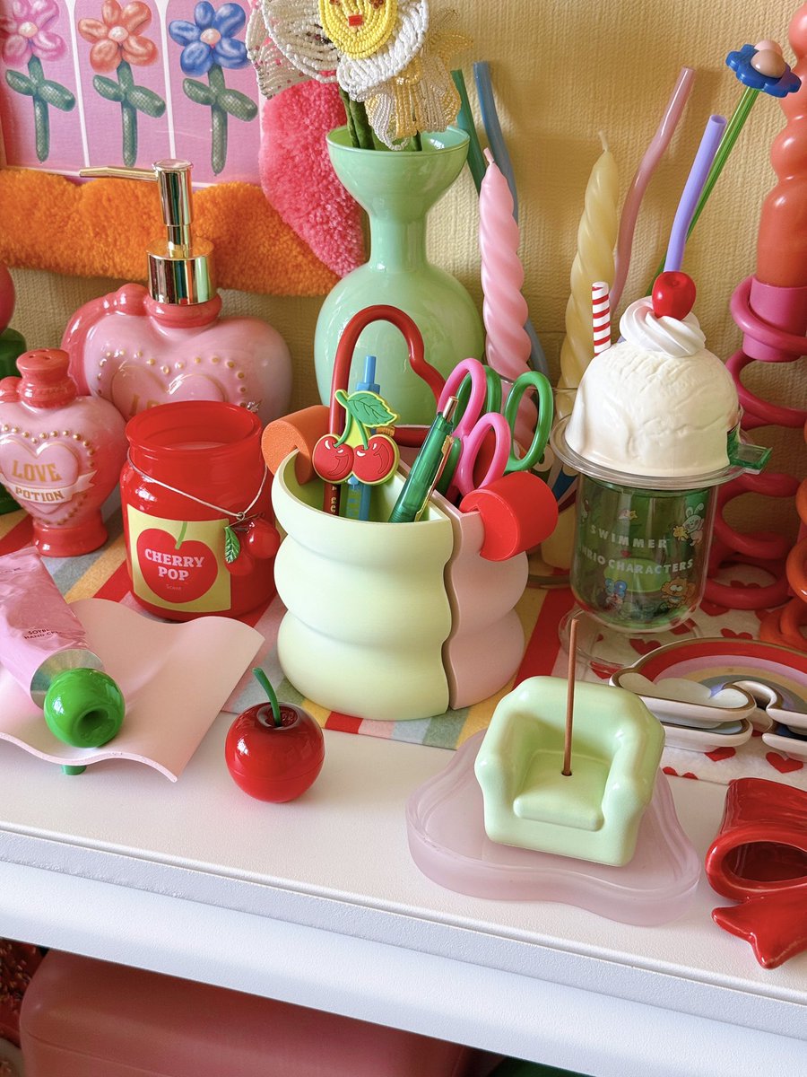 よこやま まい tweet media