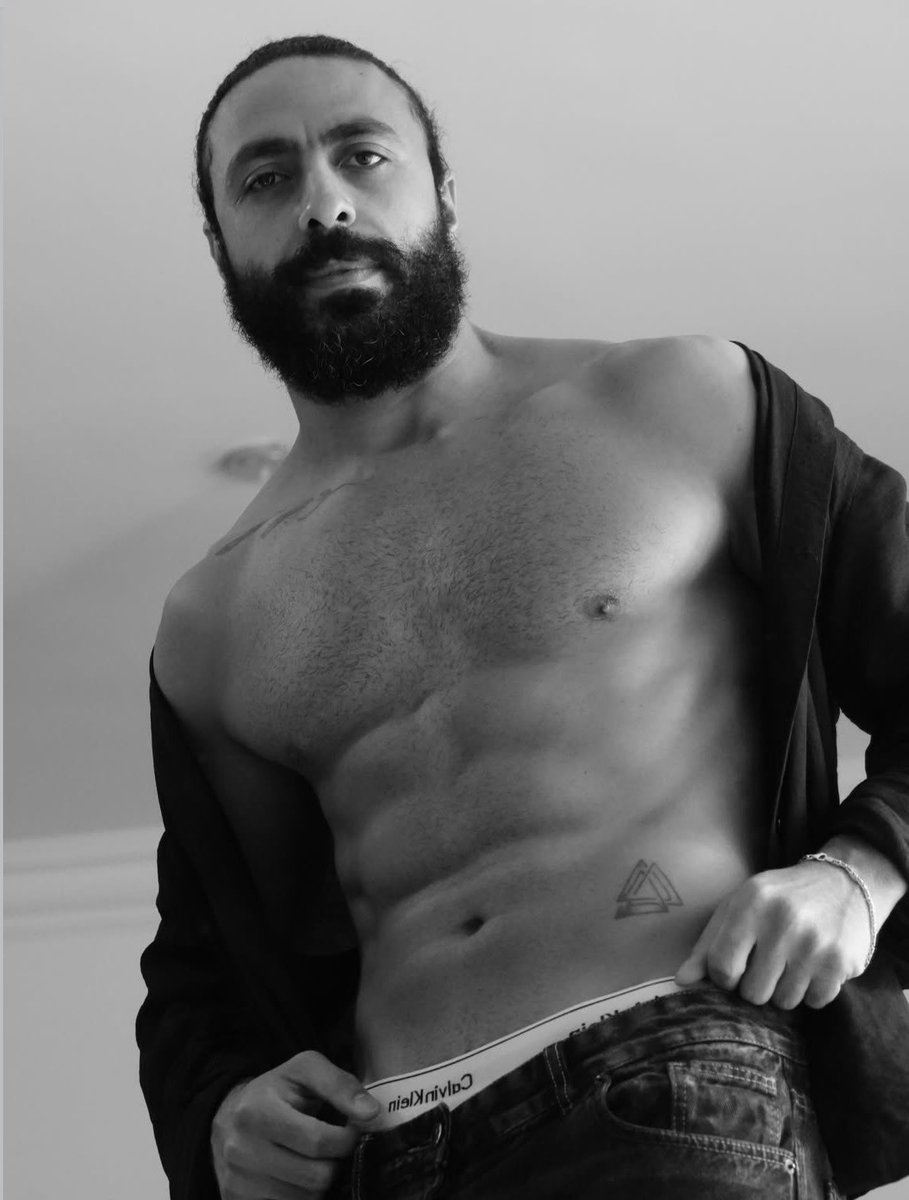 ArabMaleCeleb+ tweet media