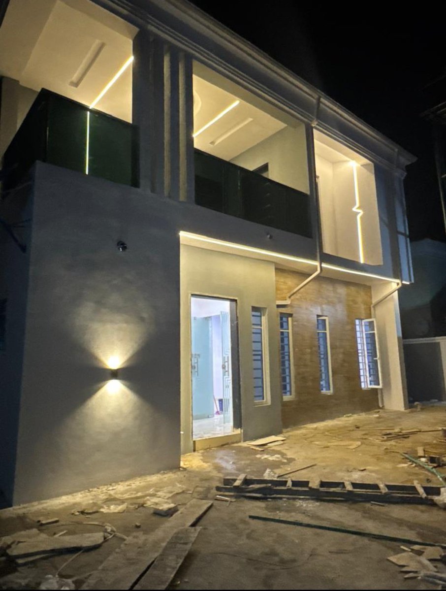 Elon mosque tweet media